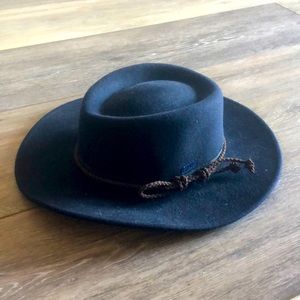 Navy Felt Hat from Official Skate